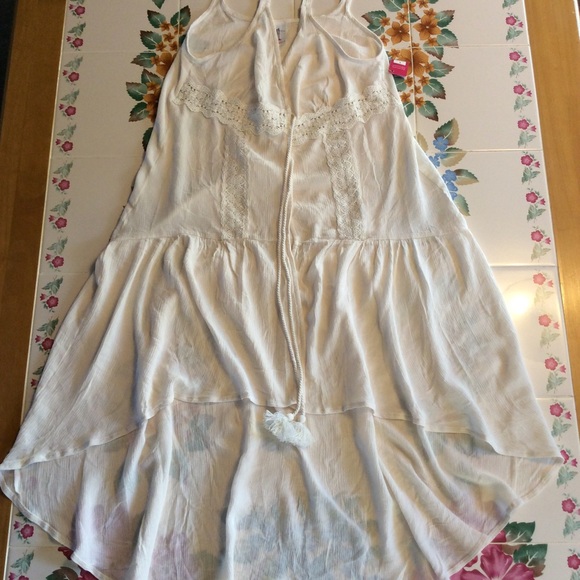 Duster - Picture 2 of 2